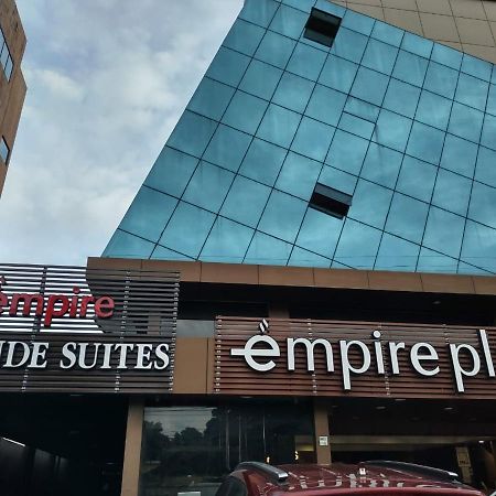 Empire Grande Suites Kochi Εξωτερικό φωτογραφία